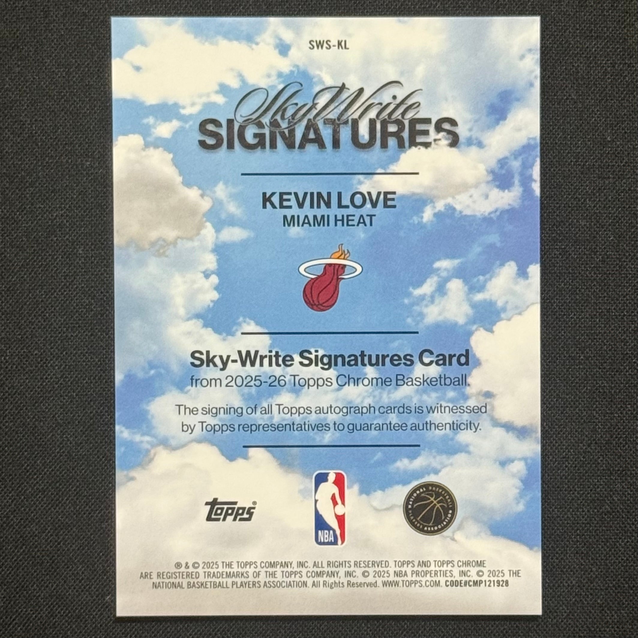 Kevin Love 2025-26 Topps Chrome Sky Write Signatures #SWS-KL Auto
