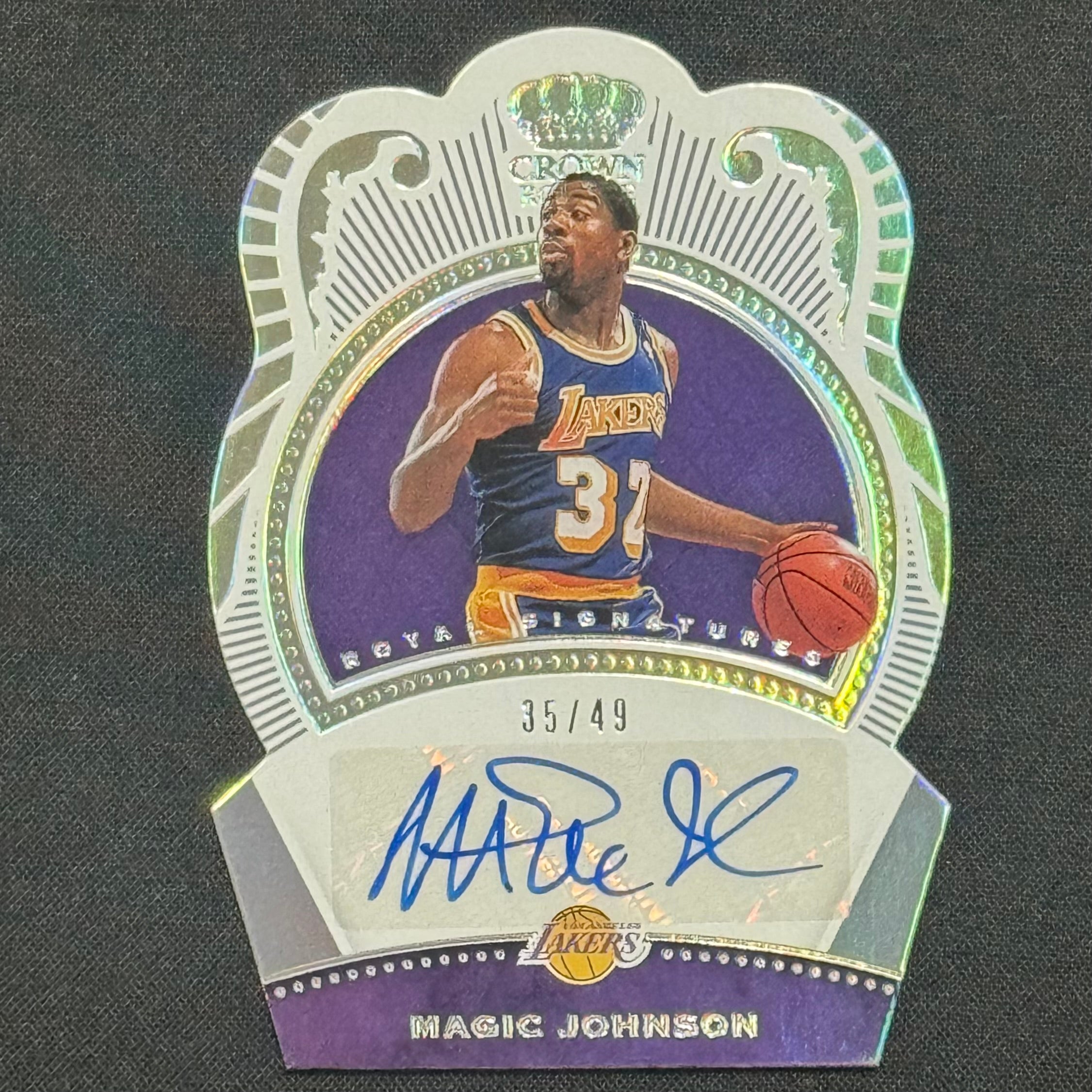 Magic Johnson 2020-21 Panini Crown Royale Signatures #RS-MJN Auto #/49